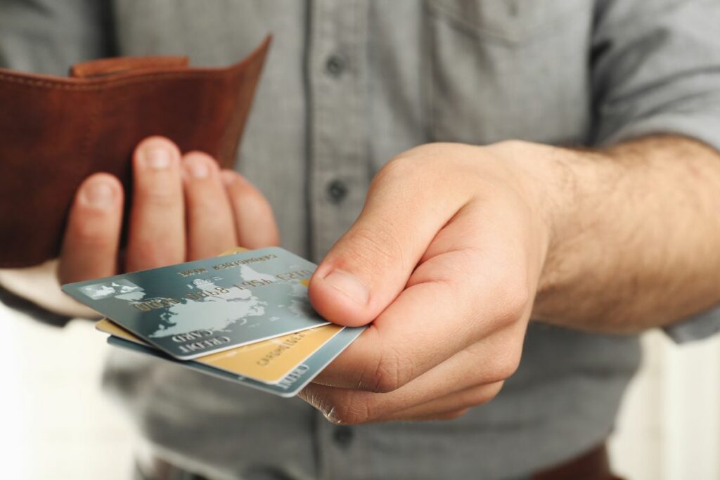 Cartão de crédito sem anuidade – Como Funciona?